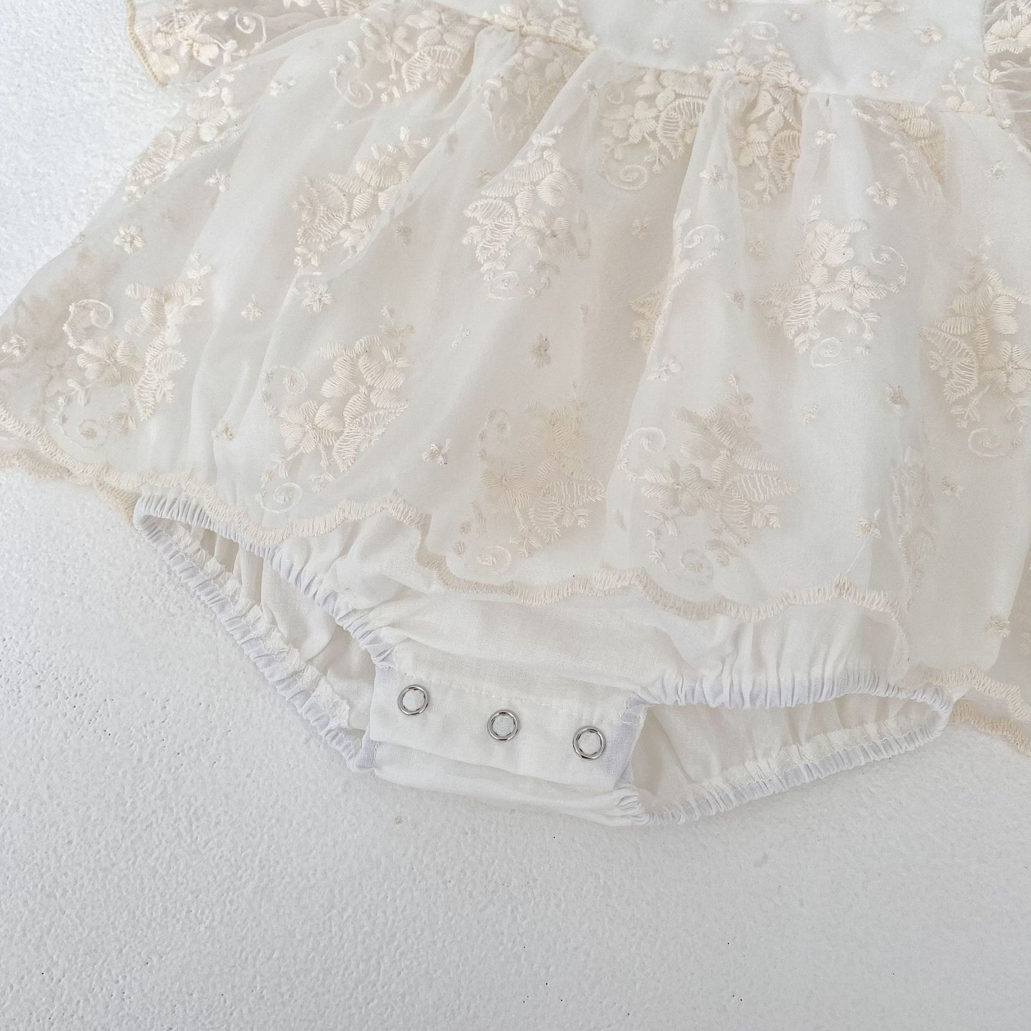 CHRISTENING Amelie Romper
