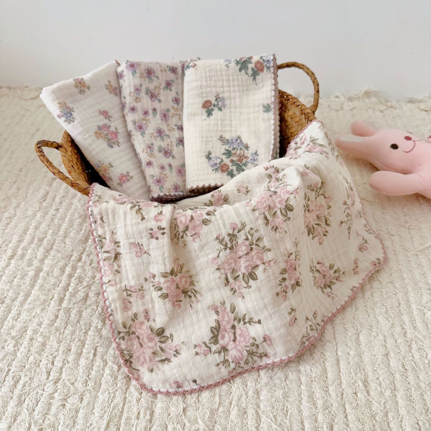 NURSERY Joyful Blooms Chiffon 4 Piece Towel (11)