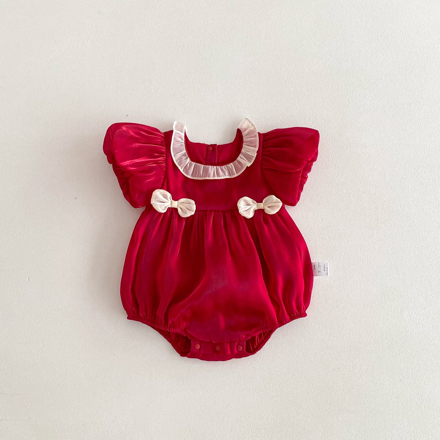 CHRISTMAS OOTD FOR PREORDER Wallis Puffy Romper