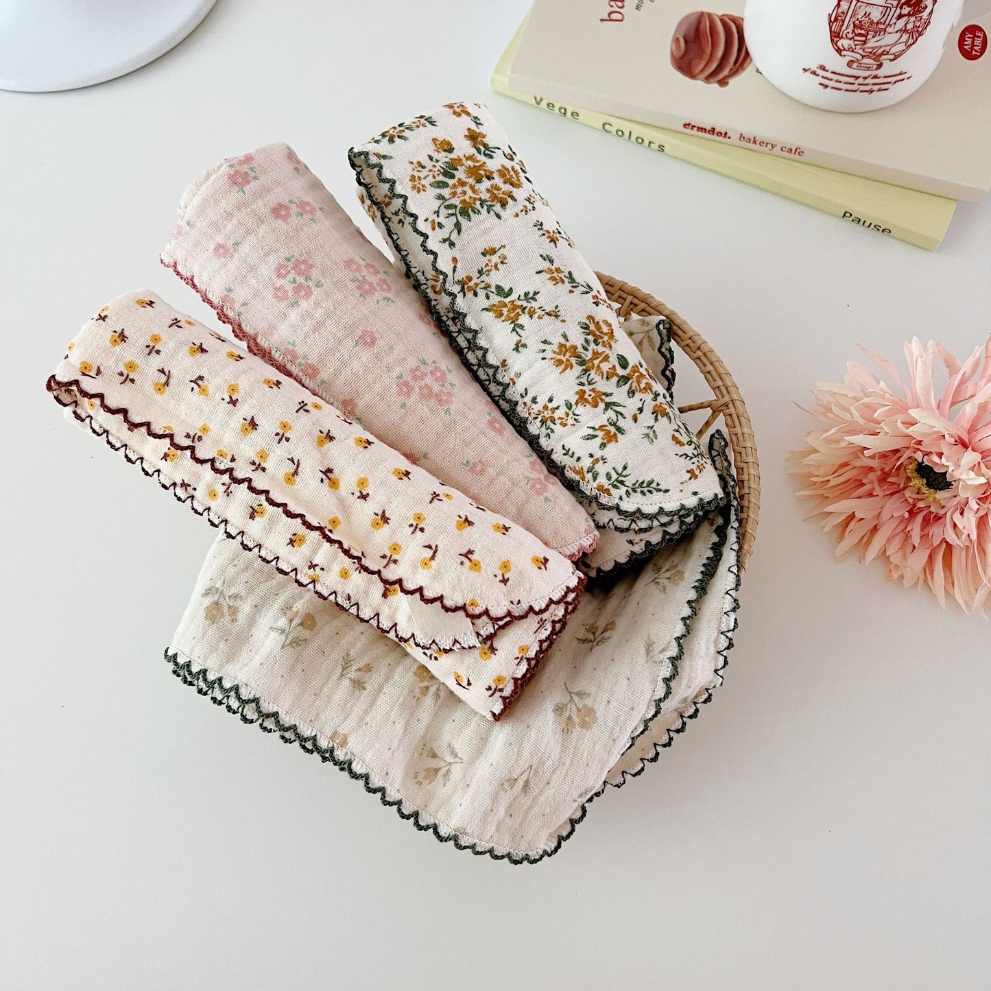 NURSERY Joyful Blooms Chiffon 4 Piece Towel (2)