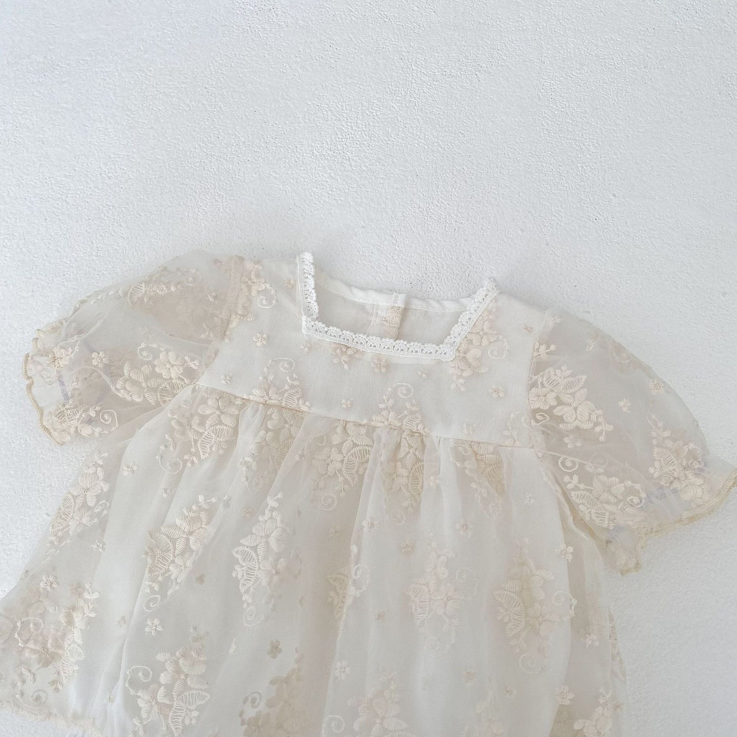 CHRISTENING Amelie Romper