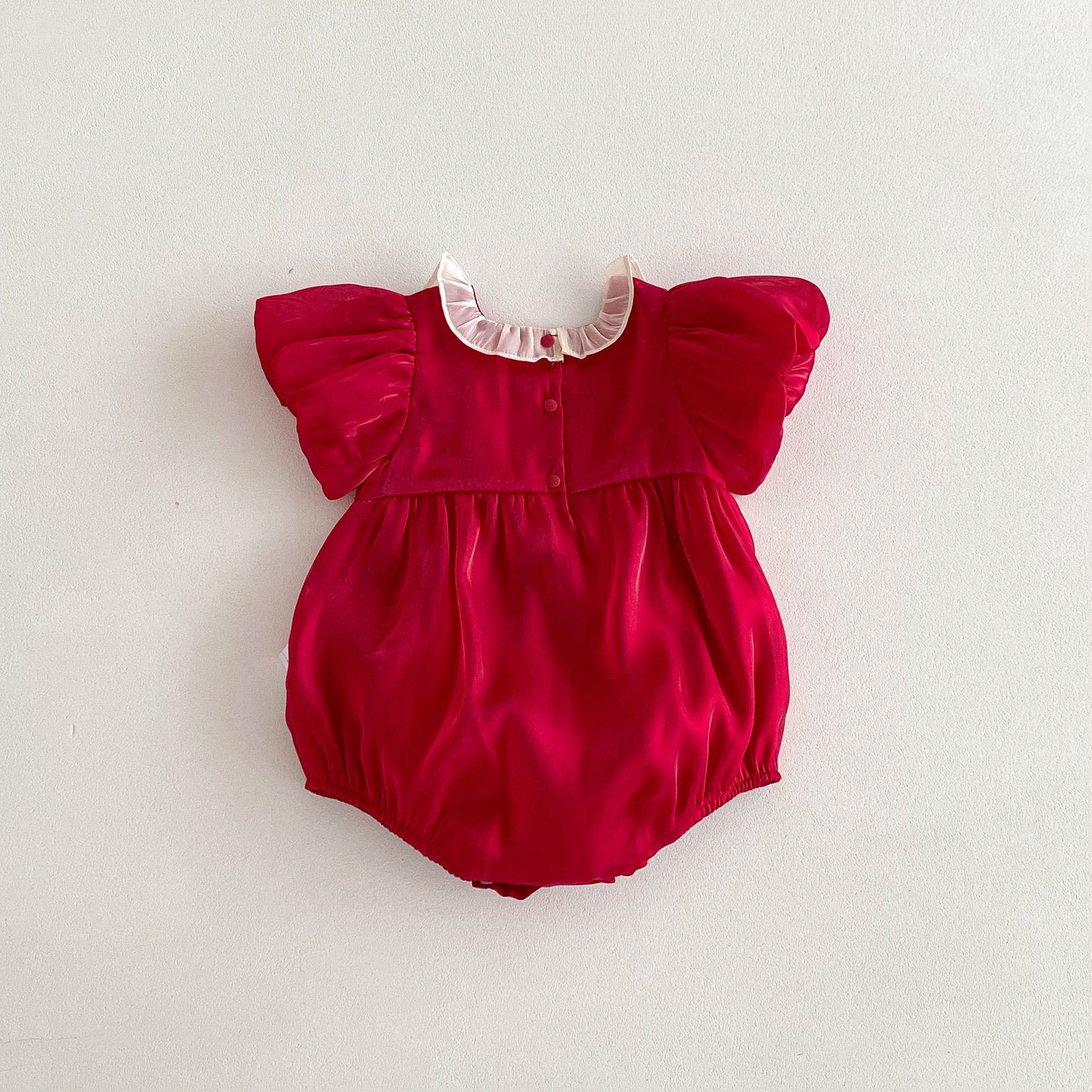 CHRISTMAS OOTD FOR PREORDER Wallis Puffy Romper