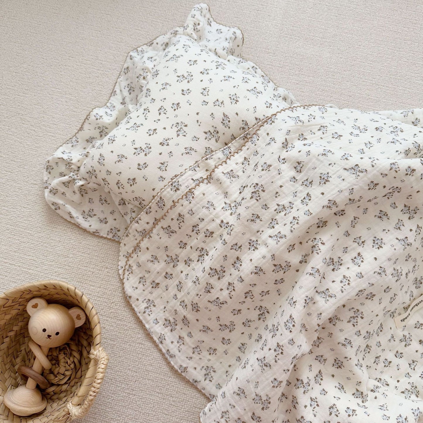 NURSERY Joyful Blooms Collection Blanket