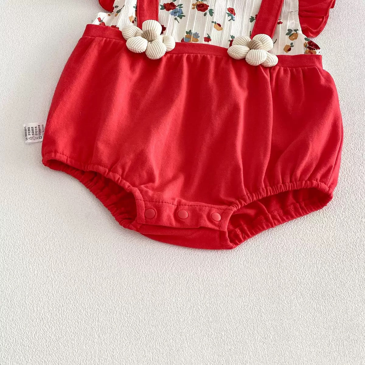 On Hand Ingrid Romper & Hat in 0-6 months