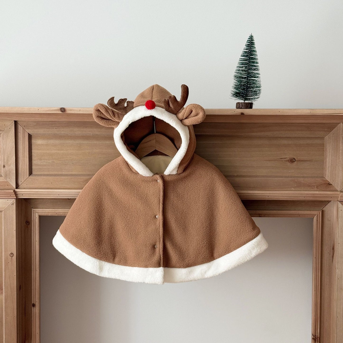 CHRISTMAS OOTD FOR PREORDER Chester Cloak