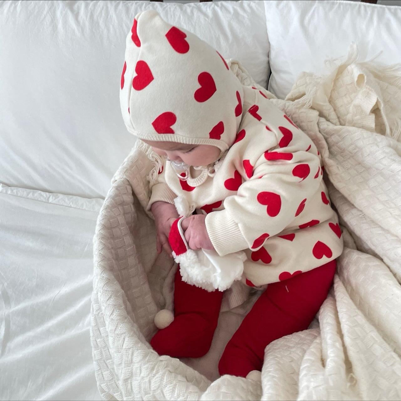 CHRISTMAS OOTD FOR PREORDER Holland Romper & Hat