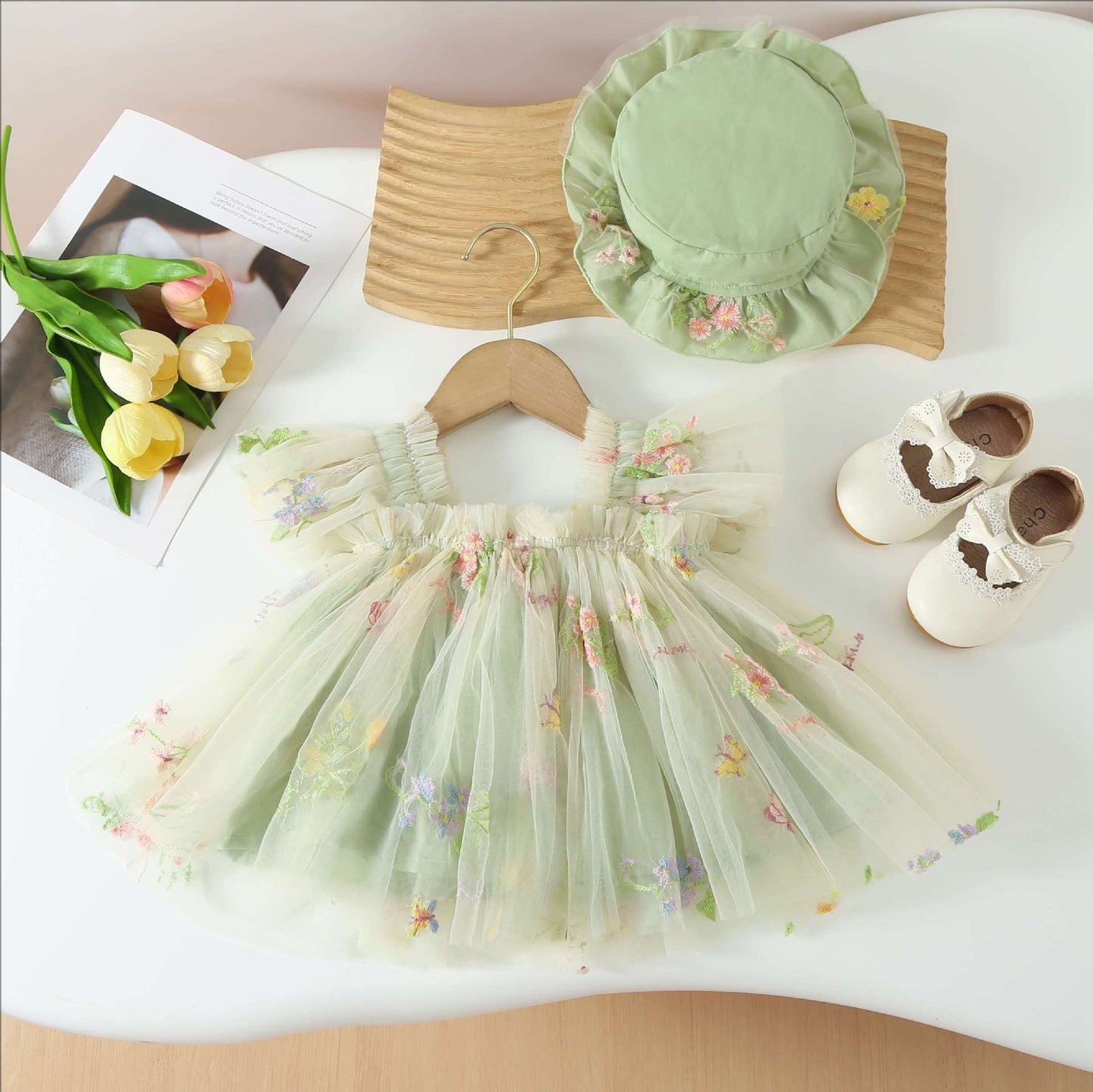 On Hand Parfait Flutter Tulip Dress & Hat