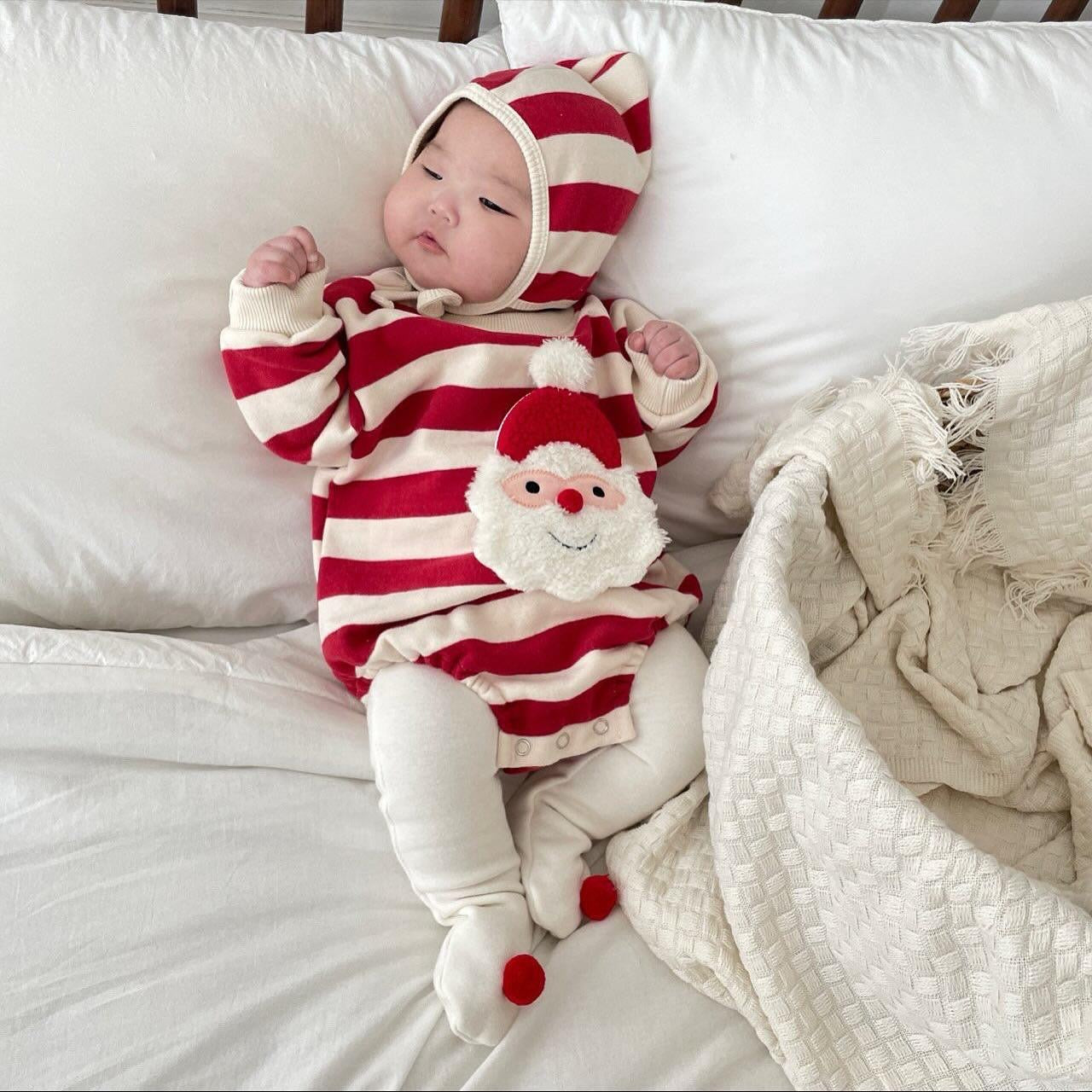 CHRISTMAS OOTD FOR PREORDER Holland Romper & Hat