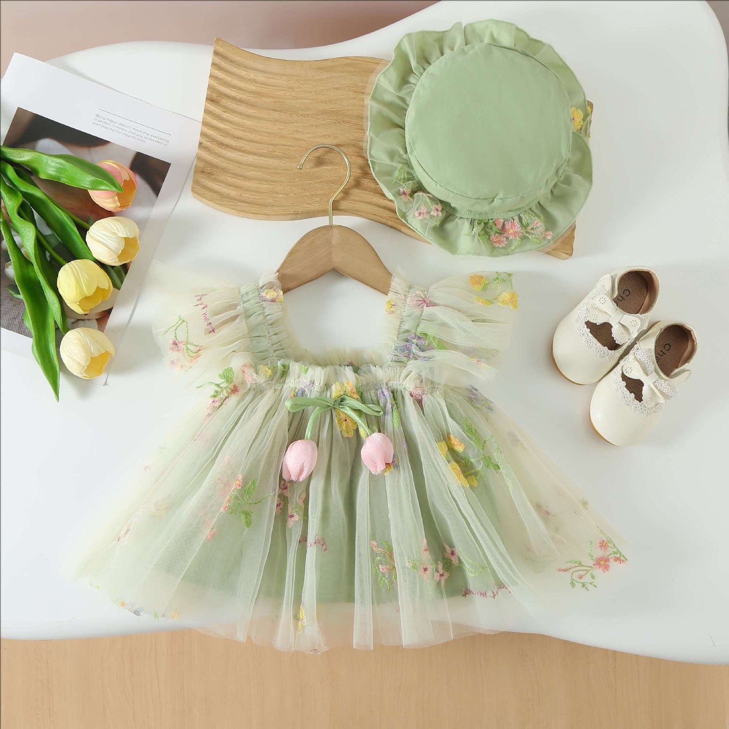 On Hand Parfait Flutter Tulip Dress & Hat