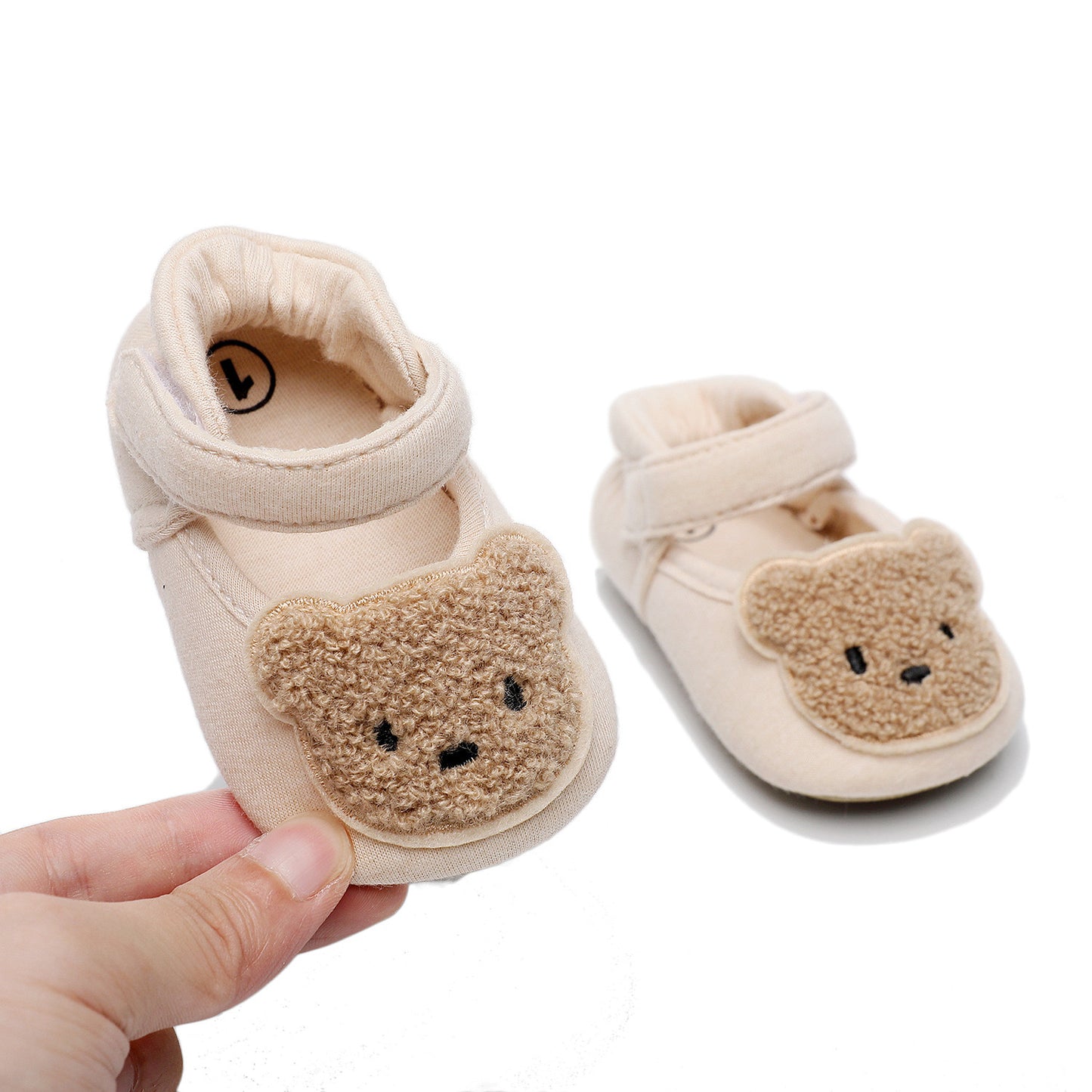 On Hand Bonito Crib Shoes