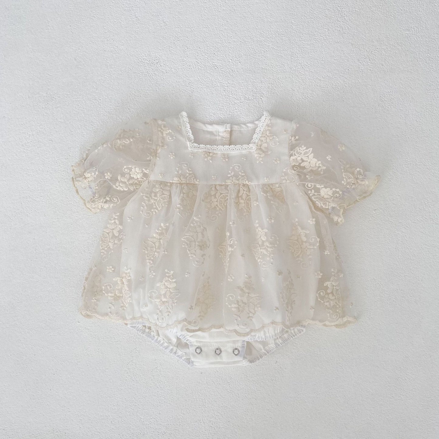 CHRISTENING Amelie Romper