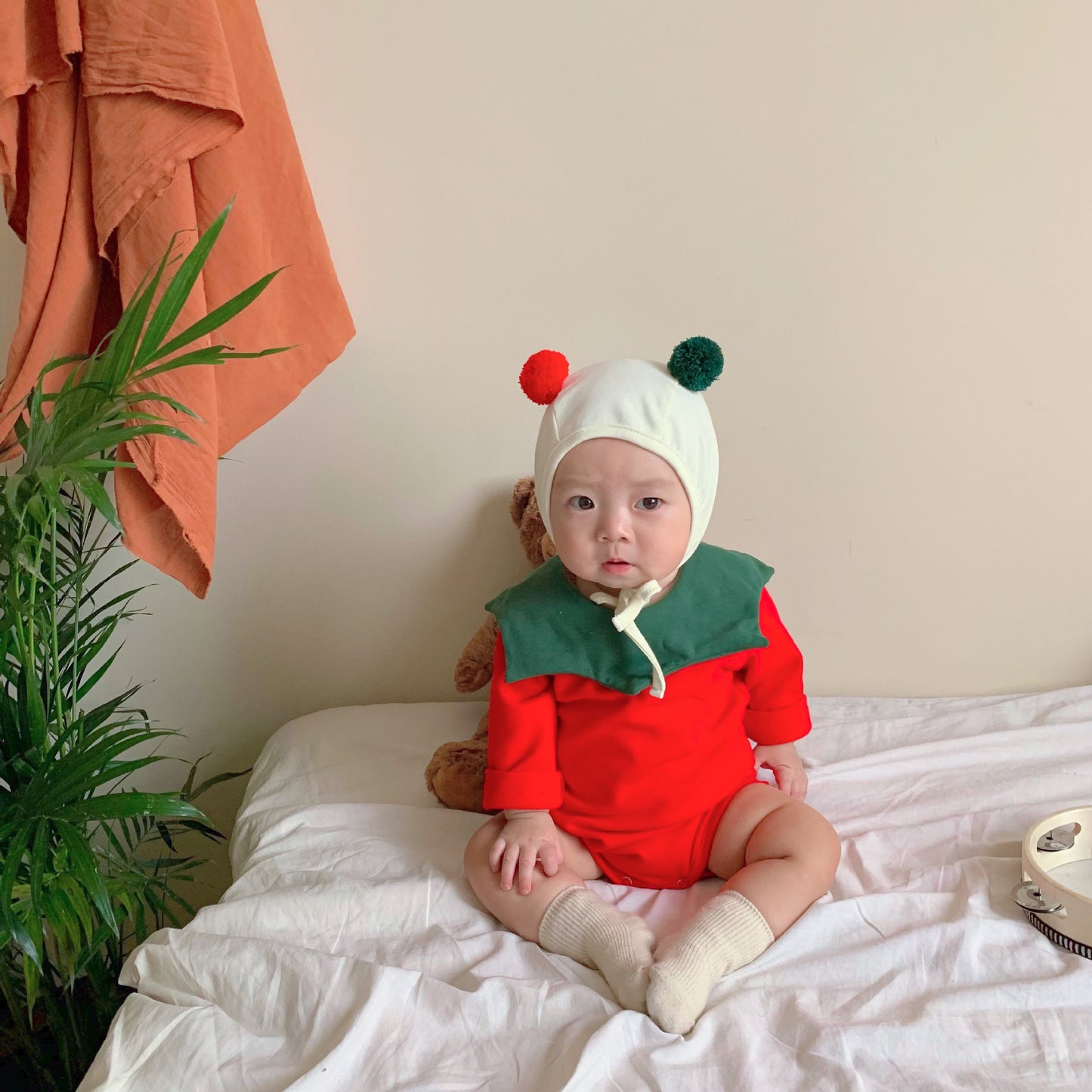 CHRISTMAS OOTD FOR PREORDER Emmanuel Pompom