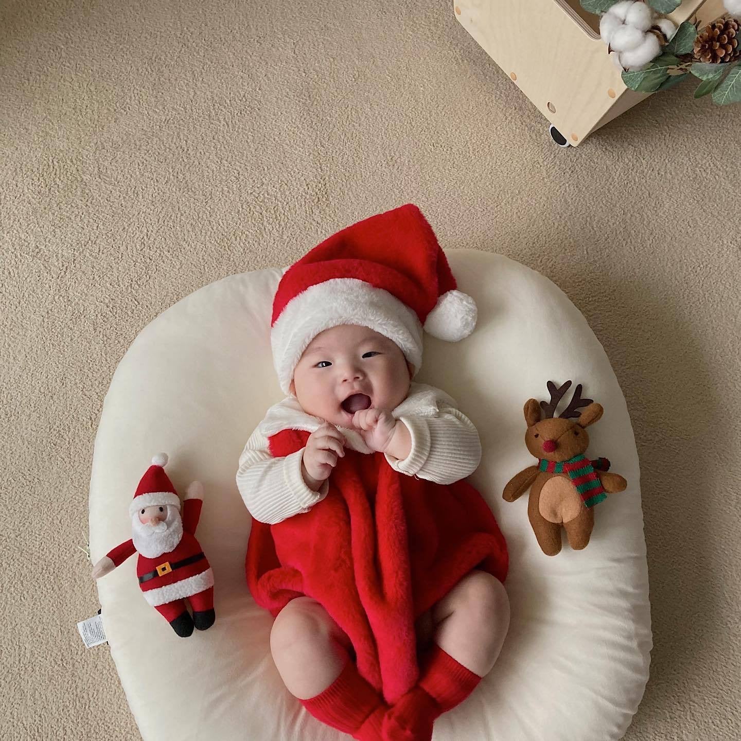 CHRISTMAS OOTD FOR PREORDER Santa Fuzzy Fleece Romper & Hat