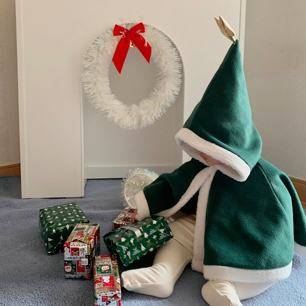 CHRISTMAS OOTD FOR PREORDER Preston Cloak