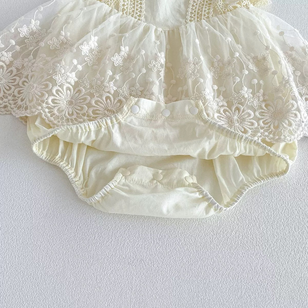 On Hand Missha Romper in Cream 0-6 months