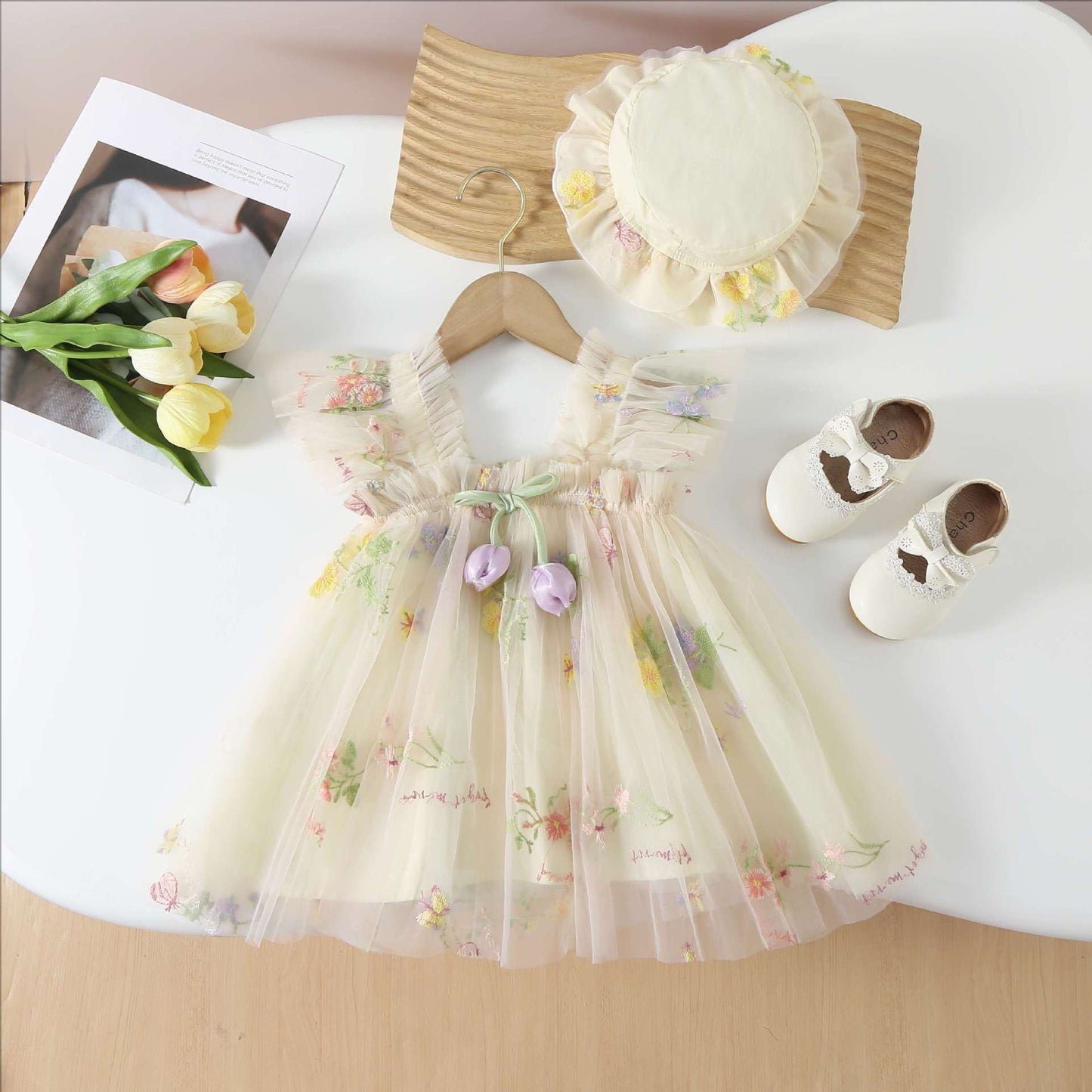 On Hand Parfait Flutter Tulip Dress & Hat