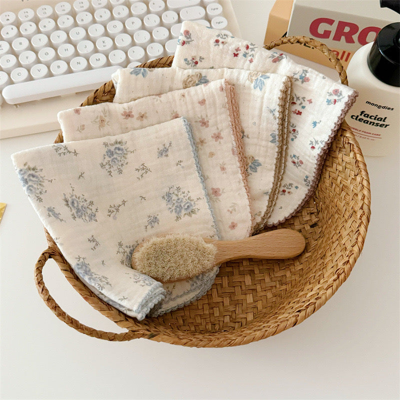 NURSERY Joyful Blooms Chiffon 4 Piece Towel (8)
