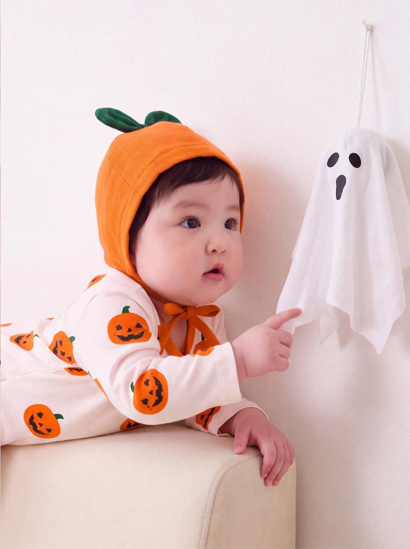 Preorder Halloween Pumpkin Long Sleeved Romper & Hat