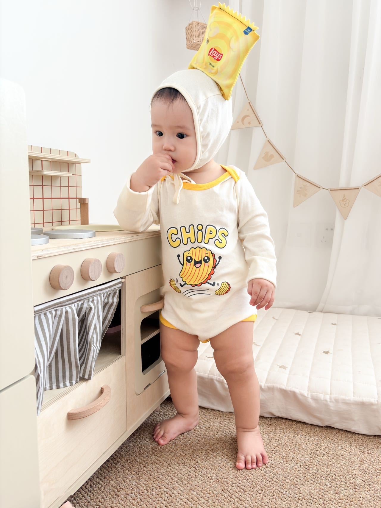 COSTUMES Chips Romper & Hat
