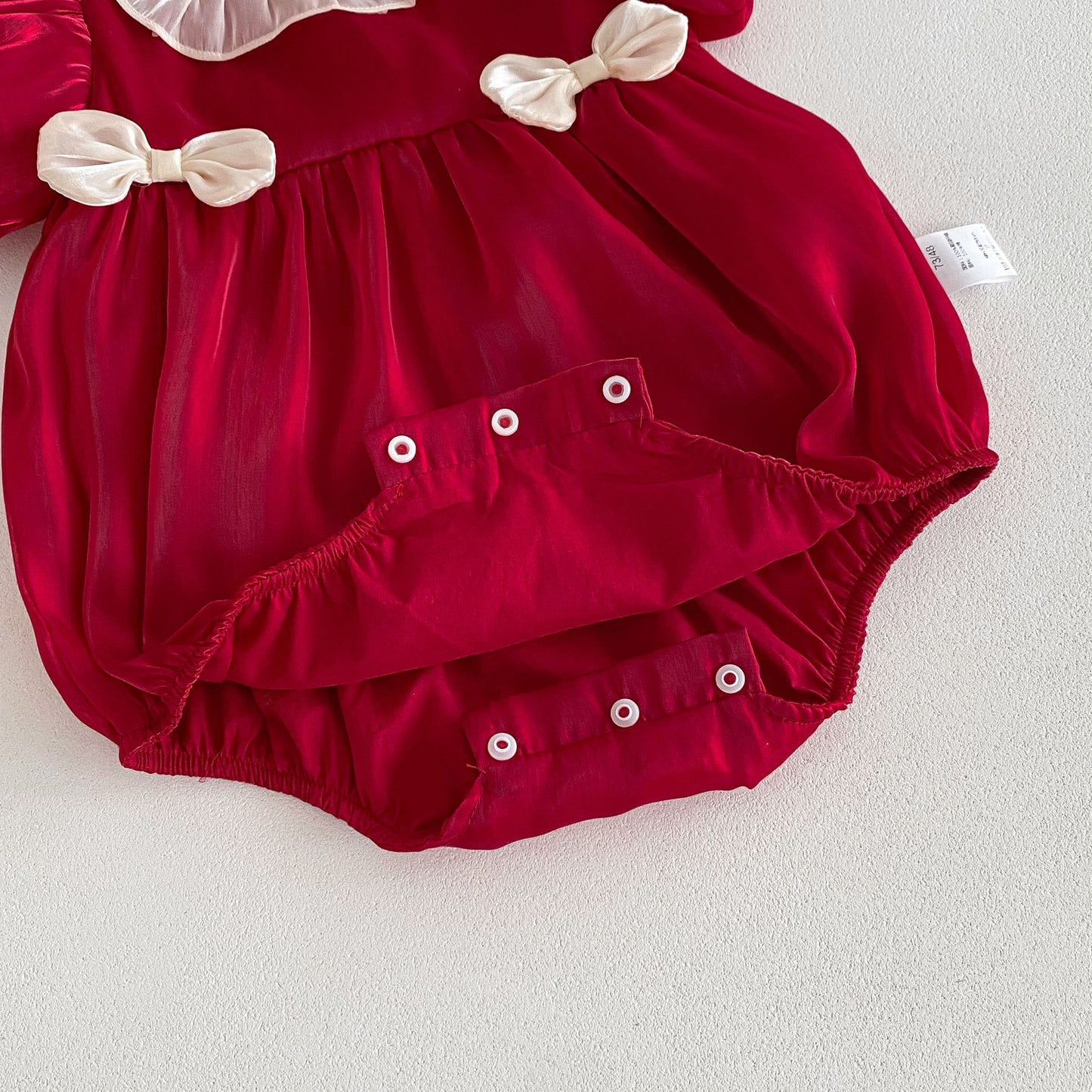 CHRISTMAS OOTD FOR PREORDER Wallis Puffy Romper