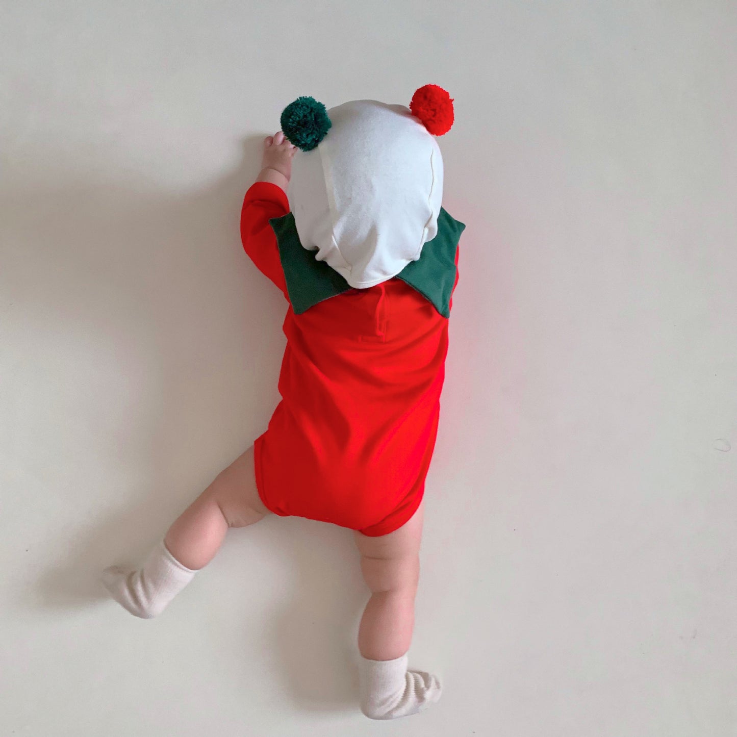 CHRISTMAS OOTD FOR PREORDER Emmanuel Pompom