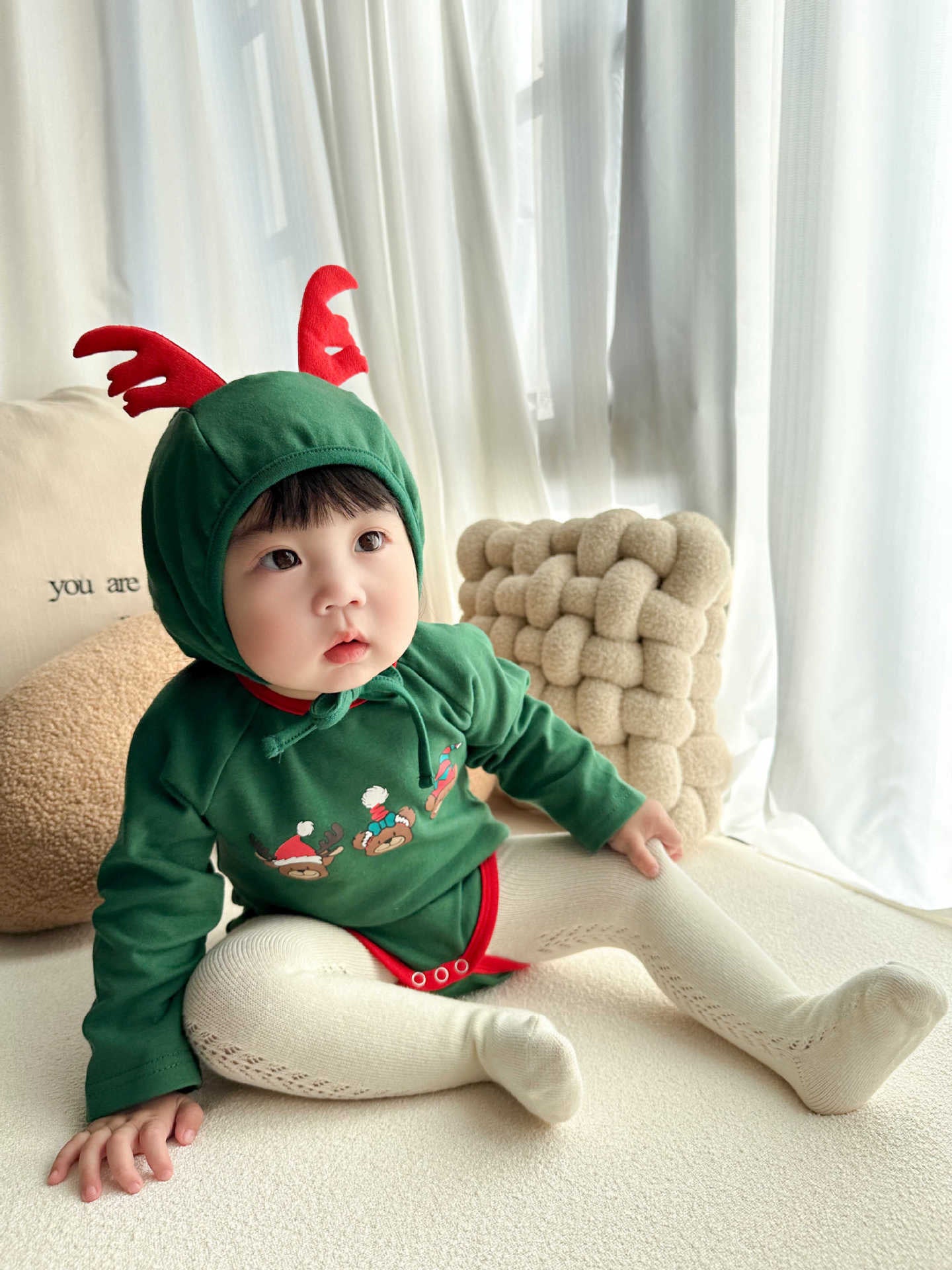 CHRISTMAS OOTD FOR PREORDER Ruru Reindeer Romper & Hat
