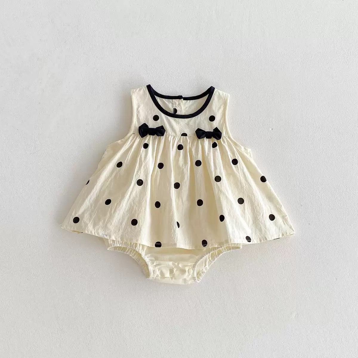 On Hand Andie Polkadot Romper in 0-6 months