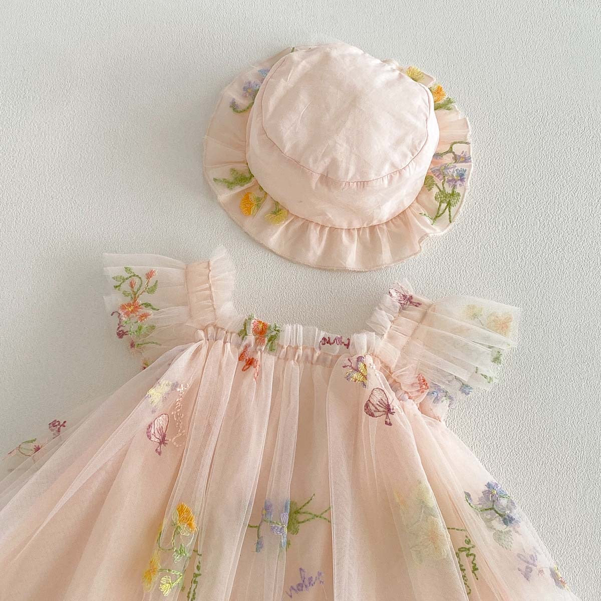 On Hand Parfait Flutter Tulip Dress & Hat