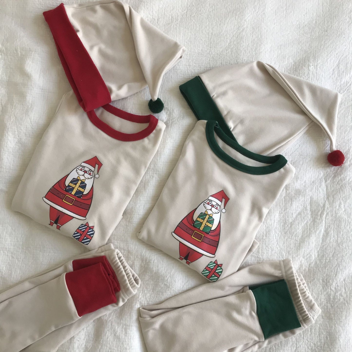 CHRISTMAS OOTD FOR PREORDER Holly Pajama Set for Kids