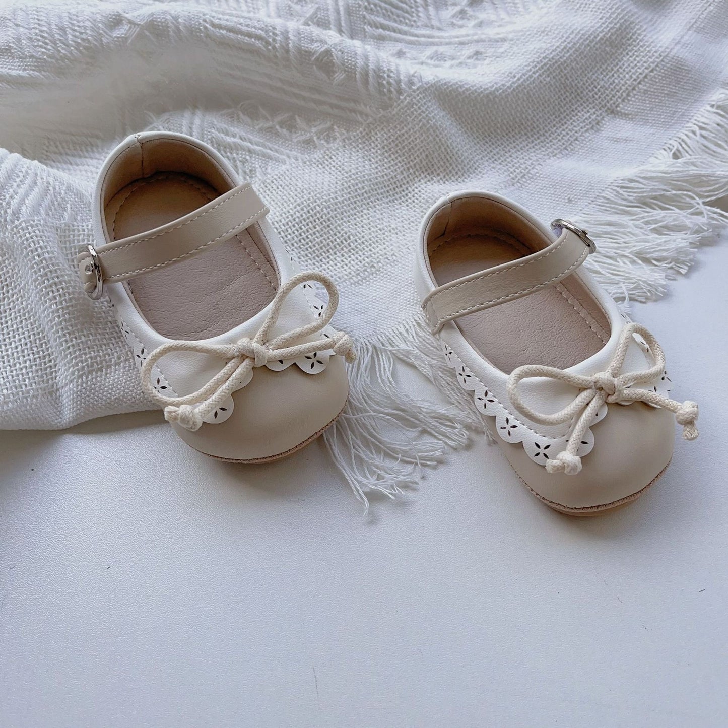 On Hand Cressida Baby Shoes in 11 cm