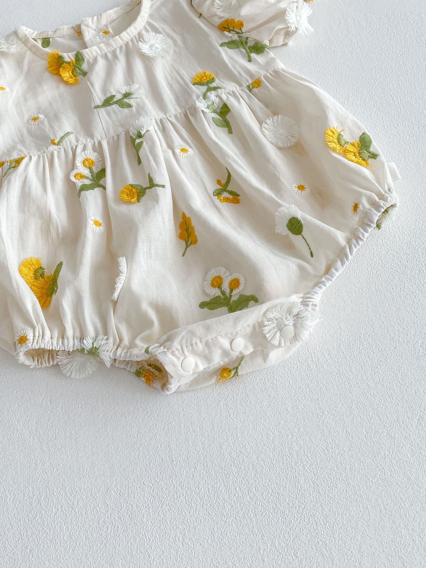 Miley Daisy Romper