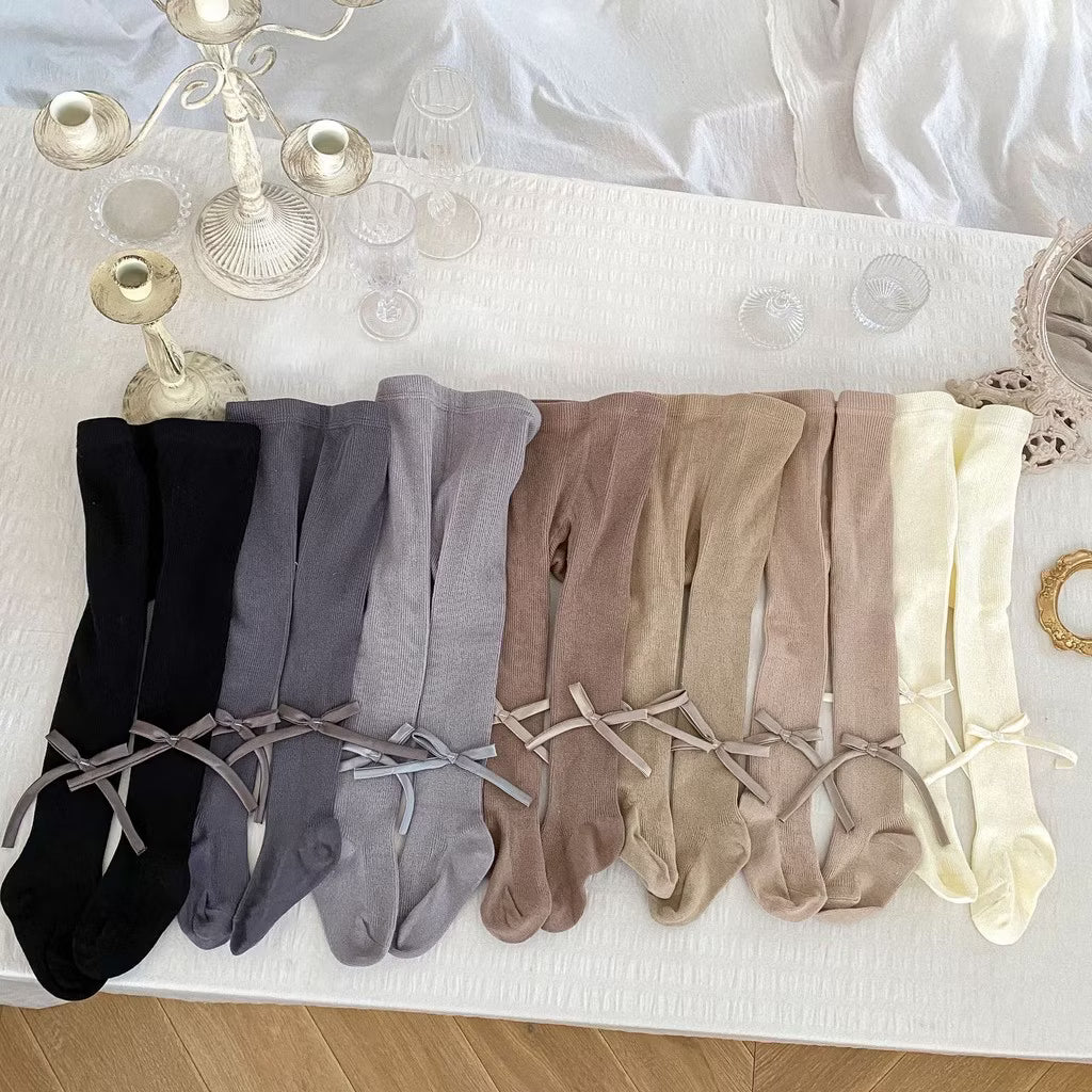 On Hand Dean Stockings 0-6 months